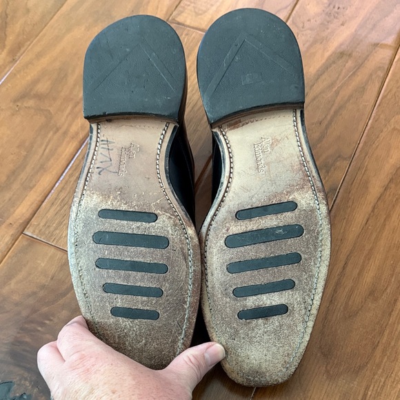 Elegant Black Allen Edmonds Leather Men's Oxfords- Burtons - Picture 7 of 10